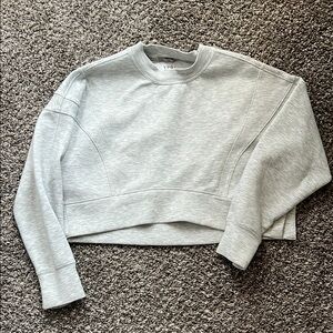 Abercrombie & Fitch YPB Cropped Sweatshirt